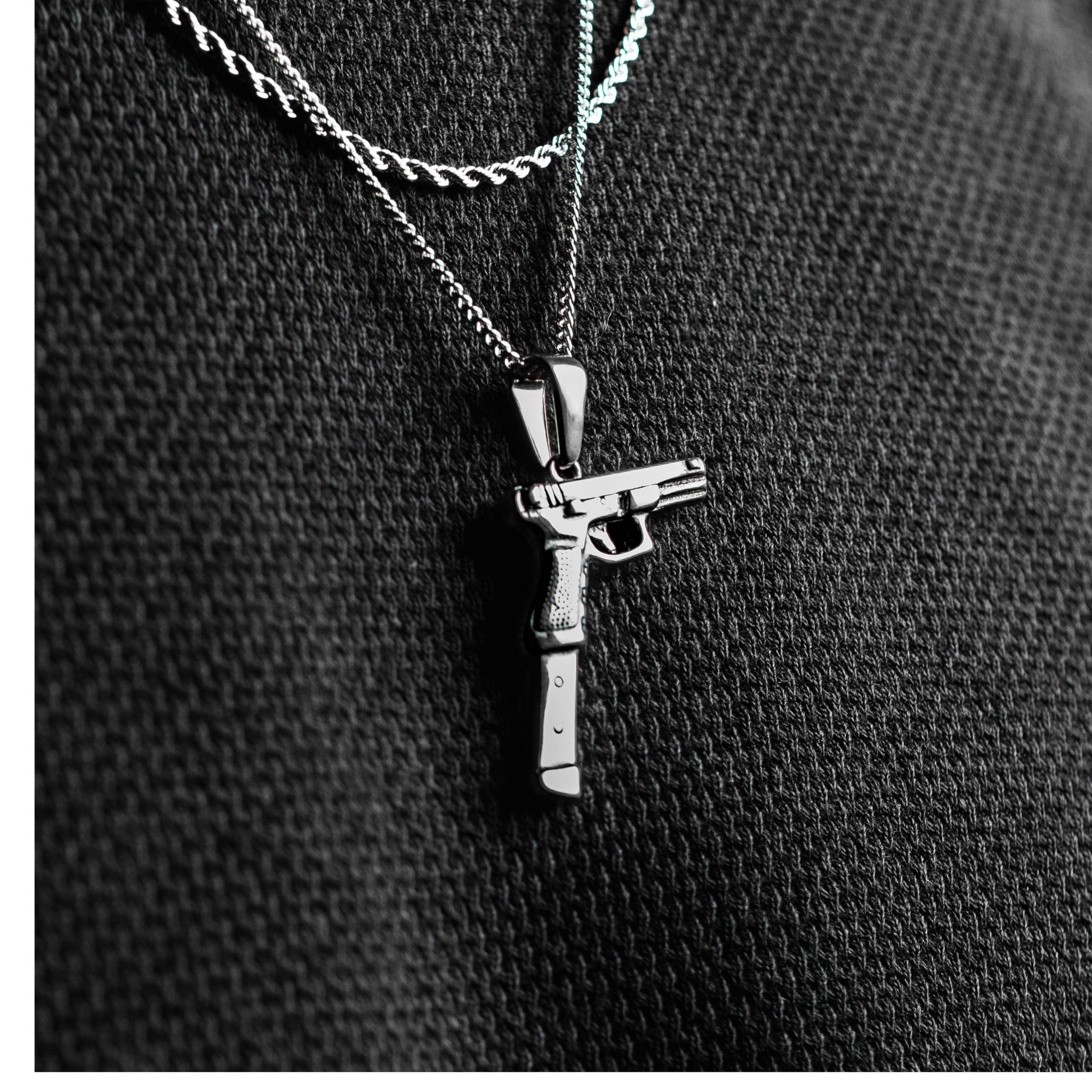 Extended Mag Pendant